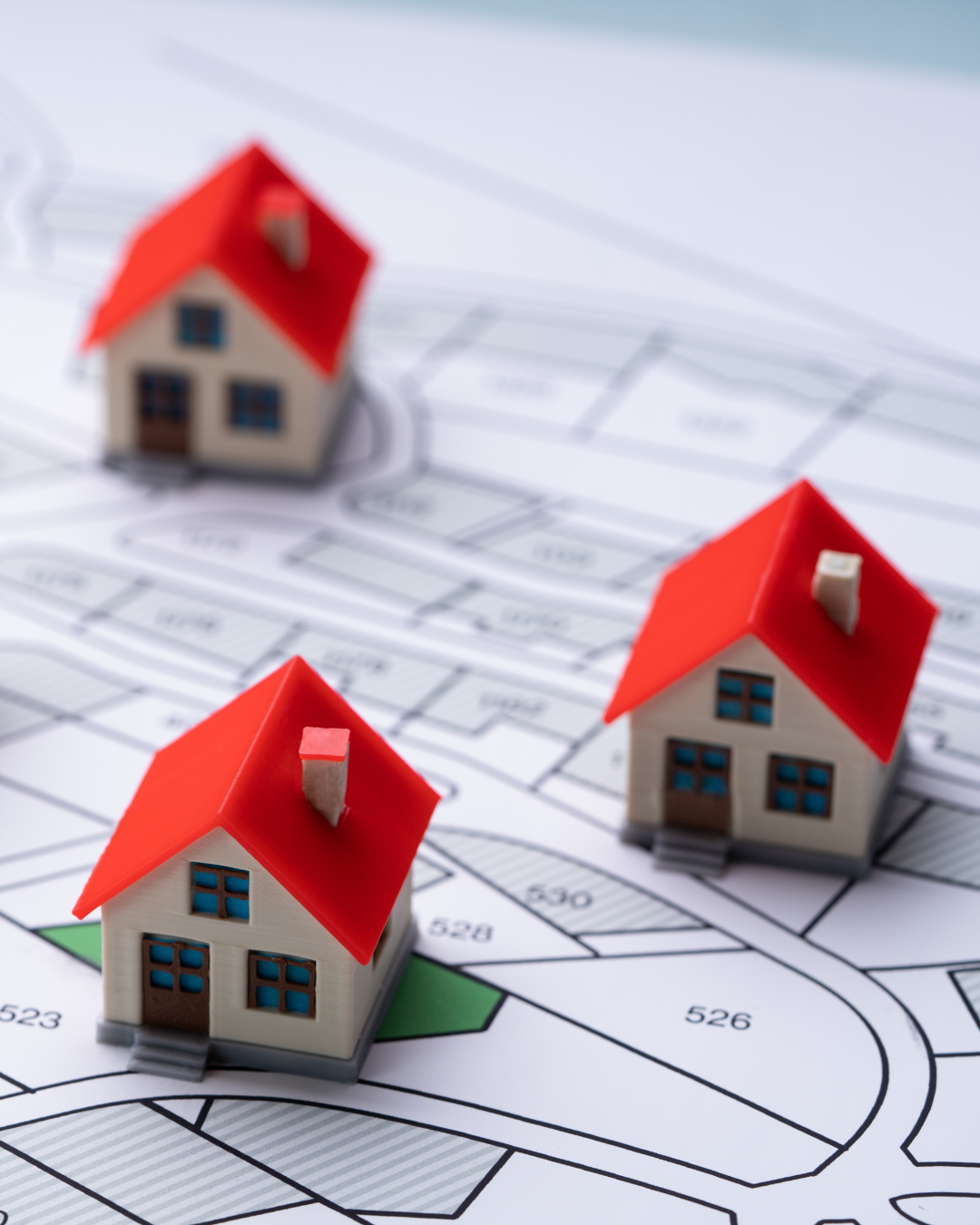 Pourquoi le bornage est-il souvent indispensable avant une vente de terrain ? - Topo Access